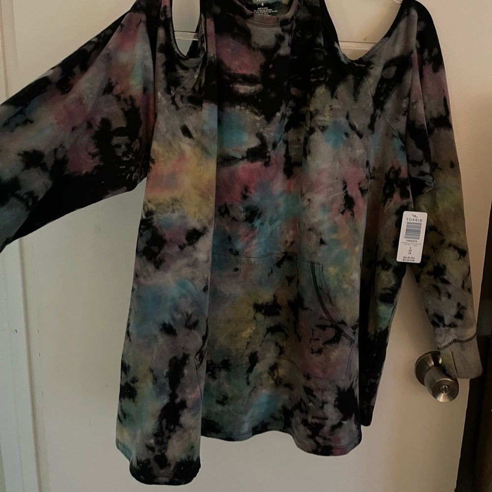 Torrid tie dye cold shoulder sweatshirt 4